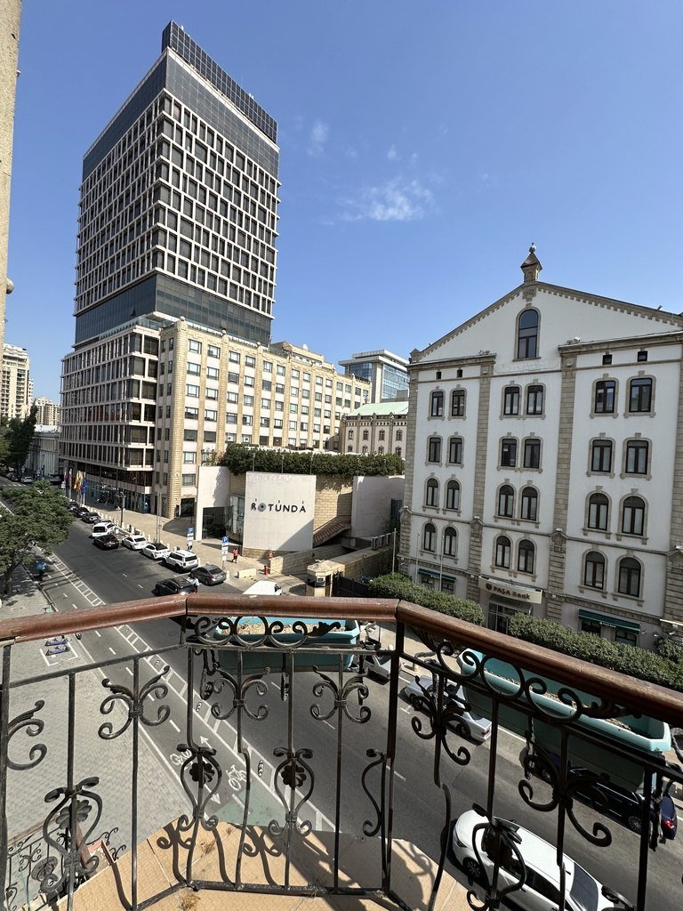 Satılır 3 otaqlı yeni tikili, 80 m², 28 May m.-10
