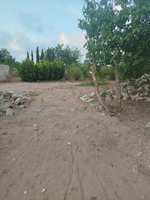 21 sot torpaq satılır, Buzovna-3