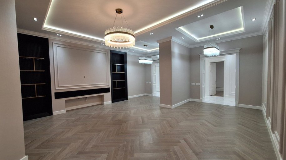 Satılır 4 otaqlı yeni tikili, 205 m², 28 May m.-3