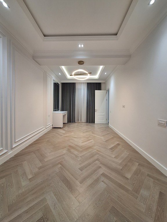 Satılır 4 otaqlı yeni tikili, 205 m², 28 May m.-13