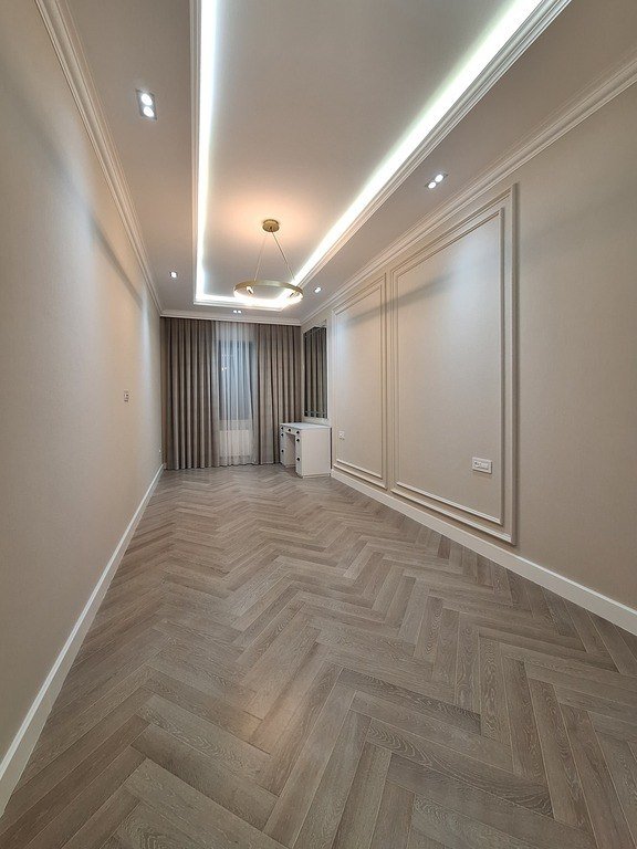 Satılır 4 otaqlı yeni tikili, 205 m², 28 May m.-20