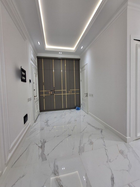 Satılır 4 otaqlı yeni tikili, 205 m², 28 May m.-24