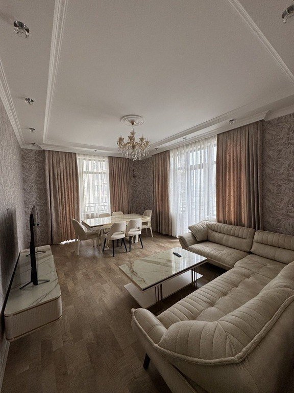 Satılır 3 otaqlı yeni tikili, 132 m², Koroğlu m.-3