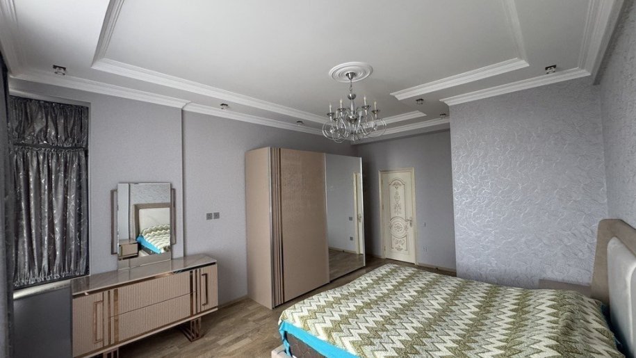 Satılır 3 otaqlı yeni tikili, 132 m², Koroğlu m.-5