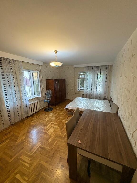Kirayə verilir 1 otaqlı köhnə tikili, 42 m², Xətai m.-1