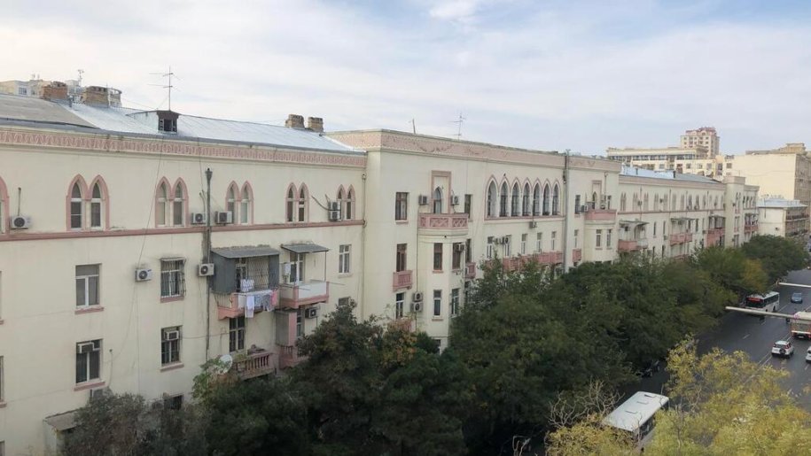 Satılır 3 otaqlı köhnə tikili, 65 m², Nəriman Nərimanov m.-1