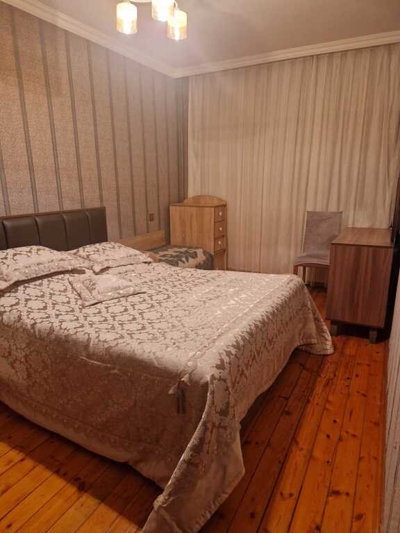 Satılır 2 otaqlı köhnə tikili, 60 m², Qaraçuxur-8