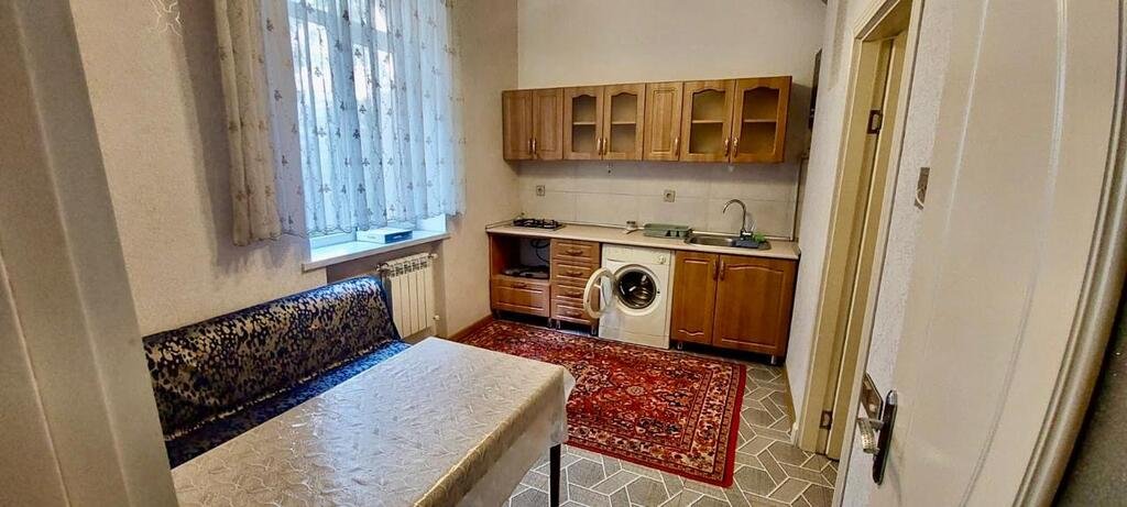 Kirayə verilir 1 otaqlı köhnə tikili, 50 m², 28 May m.-6