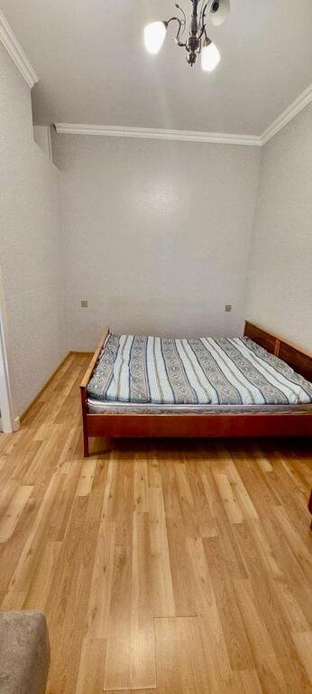 Kirayə verilir 1 otaqlı köhnə tikili, 50 m², 28 May m.-8