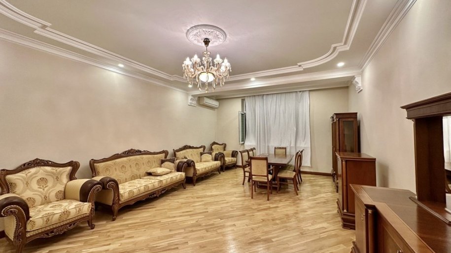 Satılır 4 otaqlı yeni tikili, 184 m², Nəriman Nərimanov m.-3