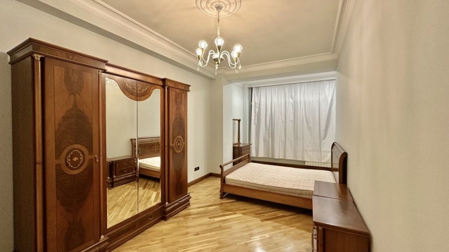 Satılır 4 otaqlı yeni tikili, 184 m², Nəriman Nərimanov m.-6