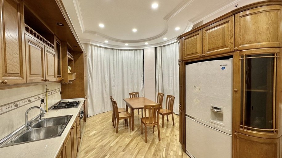 Satılır 4 otaqlı yeni tikili, 184 m², Nəriman Nərimanov m.-8