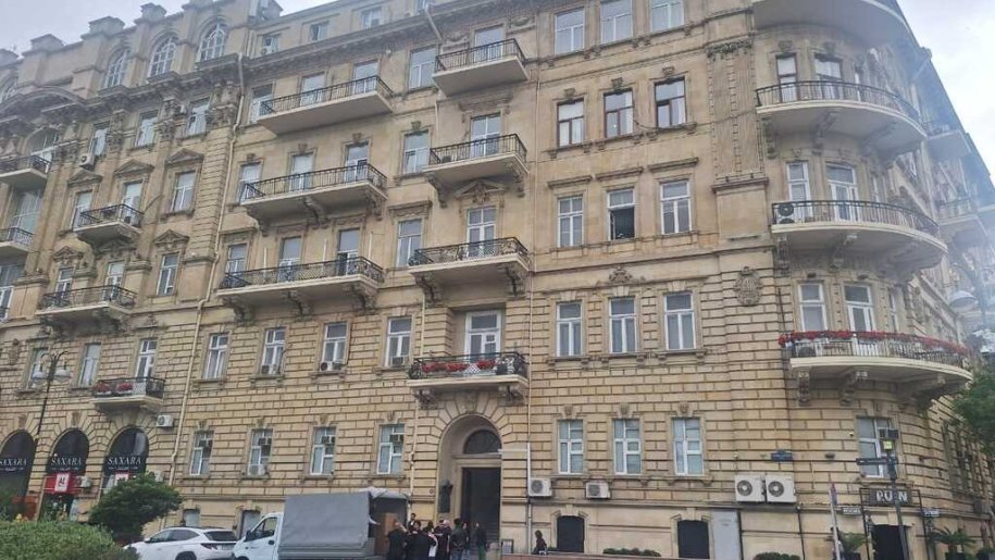 Kirayə verilir 2 otaqlı köhnə tikili, 25 m², İçərişəhər m.-15