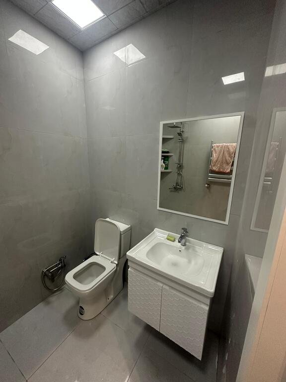 Kirayə verilir 3 otaqlı yeni tikili, 90 m², Saray-11