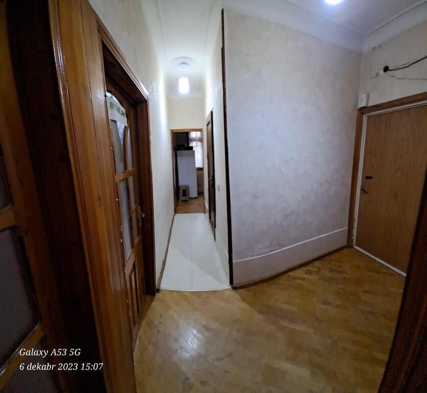 Satılır 3 otaqlı köhnə tikili, 70 m², Memar Əcəmi m.-3