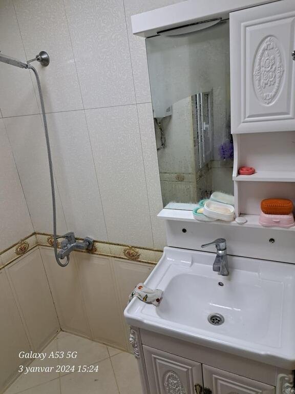 Satılır 3 otaqlı köhnə tikili, 70 m², Memar Əcəmi m.-7