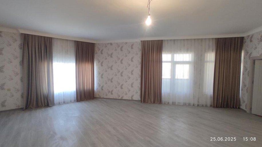 Satılır 3 otaqlı yeni tikili, 135 m², 20 Yanvar m.-2