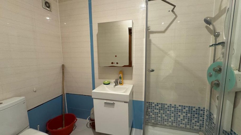 Satılır 4 otaqlı yeni tikili, 180 m², Azadlıq Prospekti m.-15