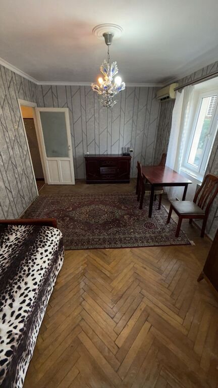 Kirayə verilir 1 otaqlı köhnə tikili, 45 m², Nizami m.-2