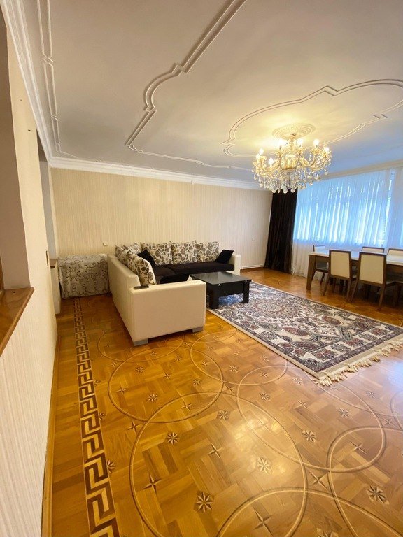Satılır 4 otaqlı köhnə tikili, 95 m², Binəqədi-3
