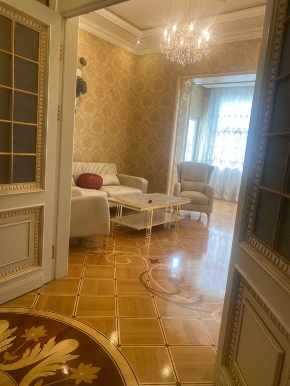 Kirayə verilir 3 otaqlı yeni tikili, 150 m², Sahil m.-6
