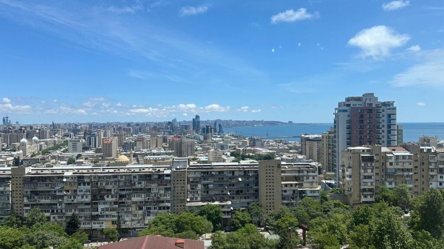 Satılır 2 otaqlı yeni tikili, 80 m², İçərişəhər m.-1
