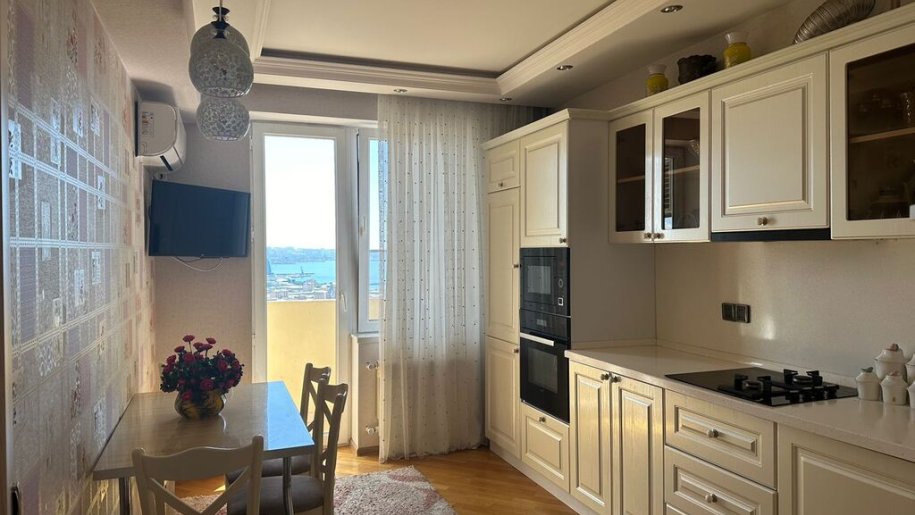 Satılır 2 otaqlı yeni tikili, 80 m², İçərişəhər m.-6