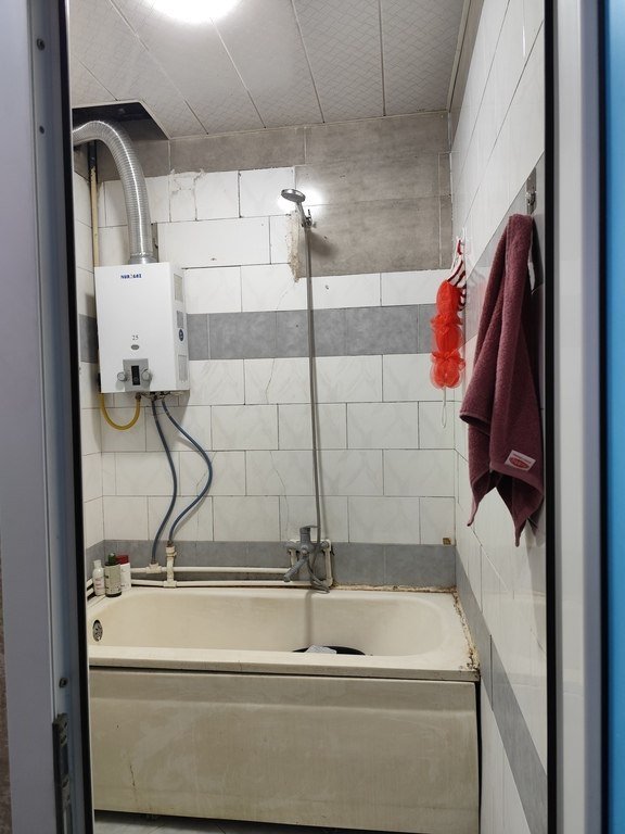 Kirayə verilir 1 otaqlı köhnə tikili, 35 m², 20 Yanvar m.-10