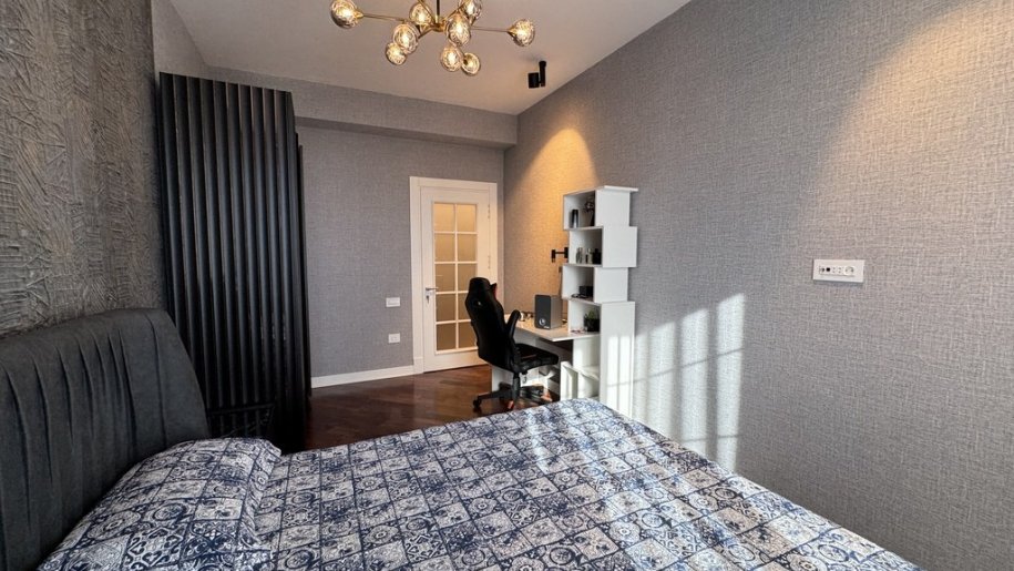 Satılır 4 otaqlı yeni tikili, 136 m², Neftçilər m.-16