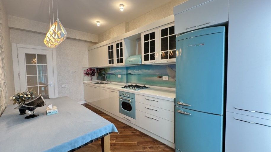 Satılır 4 otaqlı yeni tikili, 136 m², Neftçilər m.-24