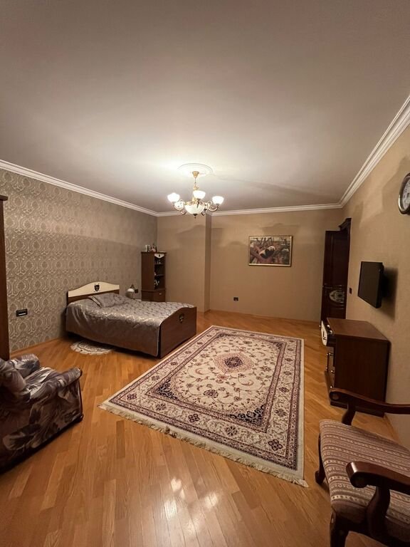 Satılır 4 otaqlı yeni tikili, 213 m², Nizami m.-6