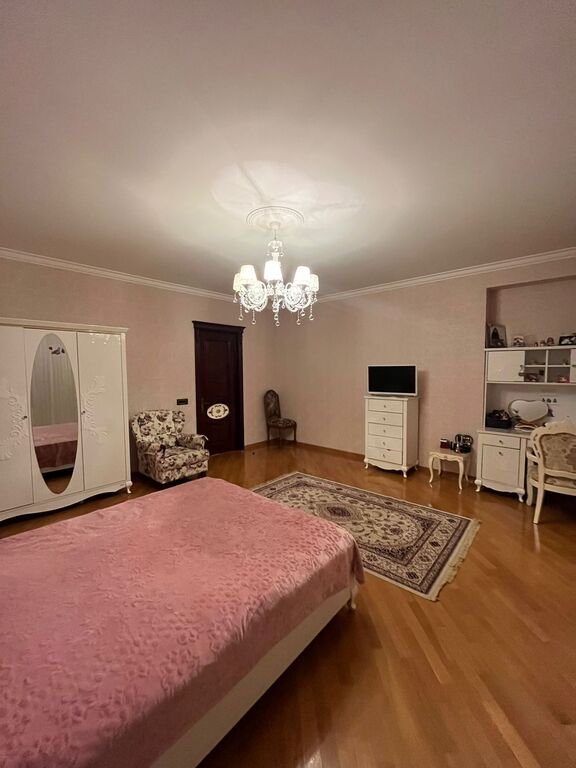 Satılır 4 otaqlı yeni tikili, 213 m², Nizami m.-9