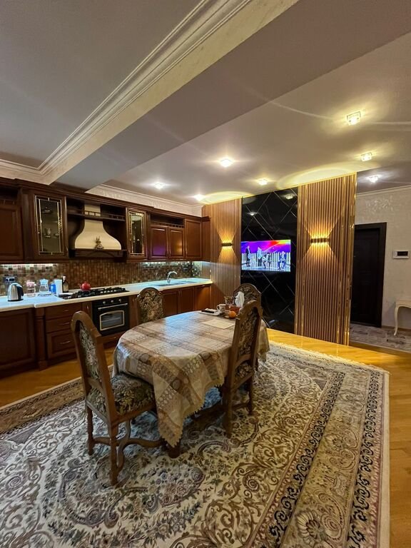 Satılır 4 otaqlı yeni tikili, 213 m², Nizami m.-10