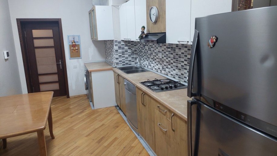 Kirayə verilir 3 otaqlı yeni tikili, 115 m², Memar Əcəmi m.-9