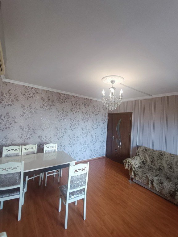 Satılır 3 otaqlı köhnə tikili, 80 m², Elmlər Akademiyası m.-1