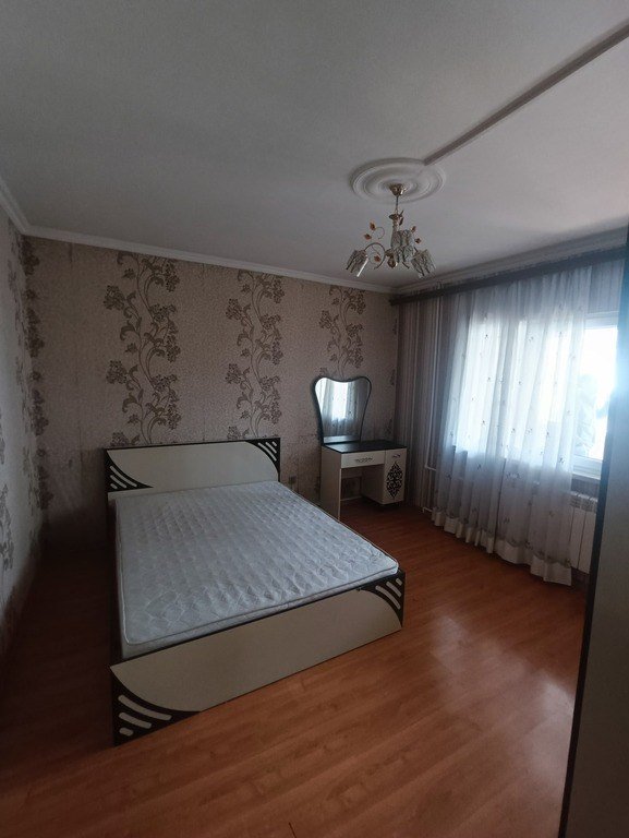 Satılır 3 otaqlı köhnə tikili, 80 m², Elmlər Akademiyası m.-2