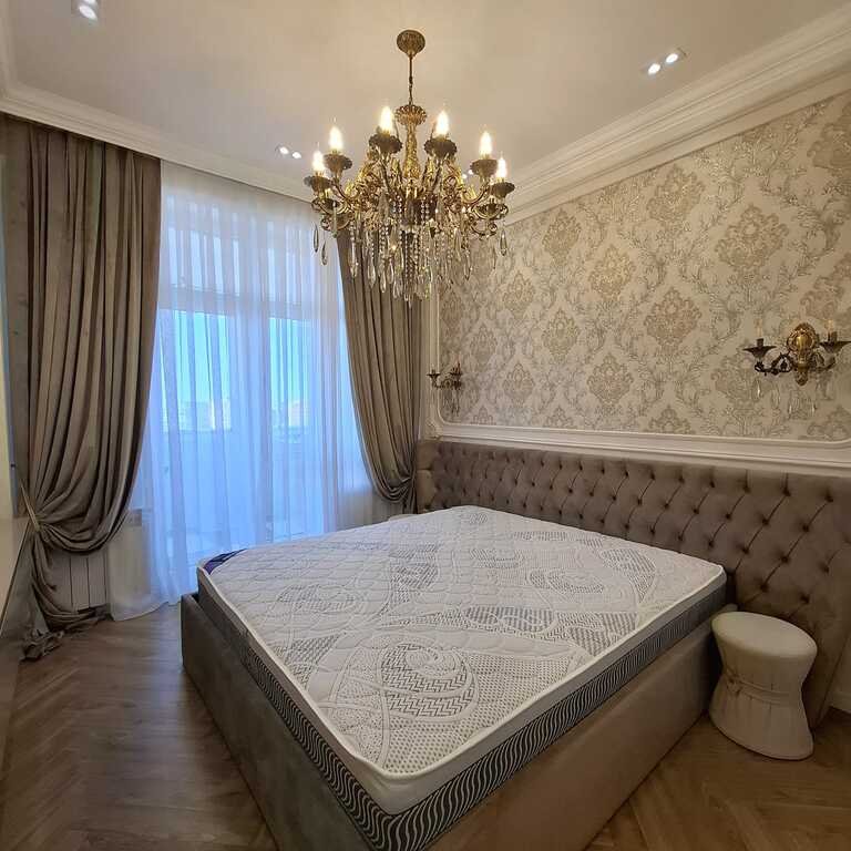 Satılır 3 otaqlı yeni tikili, 95 m², Qara Qarayev m.-8
