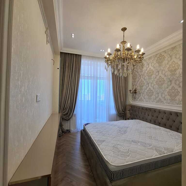 Satılır 3 otaqlı yeni tikili, 95 m², Qara Qarayev m.-10