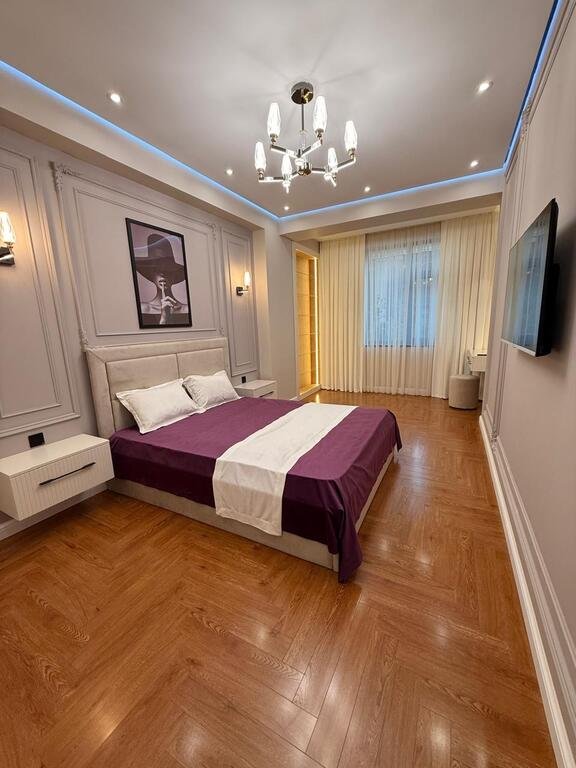 Satılır 2 otaqlı yeni tikili, 85 m², 28 May m.-5