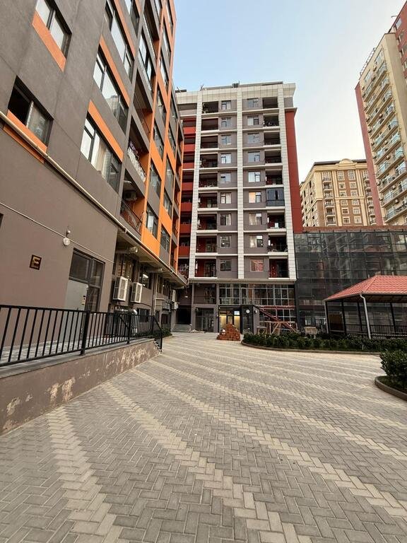 Satılır 2 otaqlı yeni tikili, 85 m², 28 May m.-13