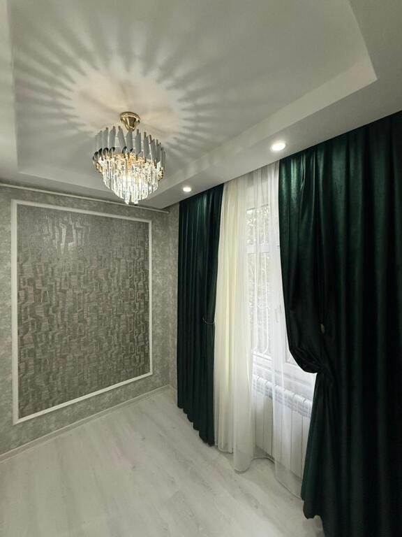 Satılır 2 otaqlı köhnə tikili, 40 m², İnşaatçılar m.-6