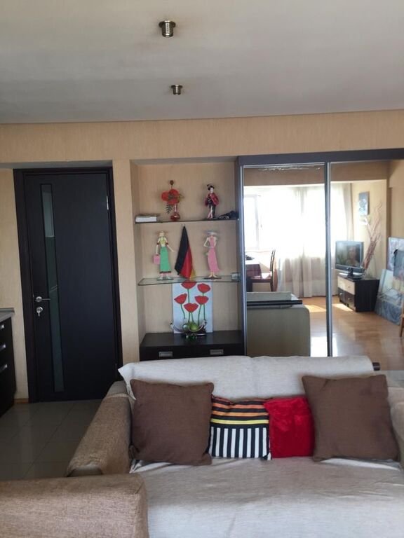 Satılır 3 otaqlı köhnə tikili, 80 m², Elmlər Akademiyası m.-21