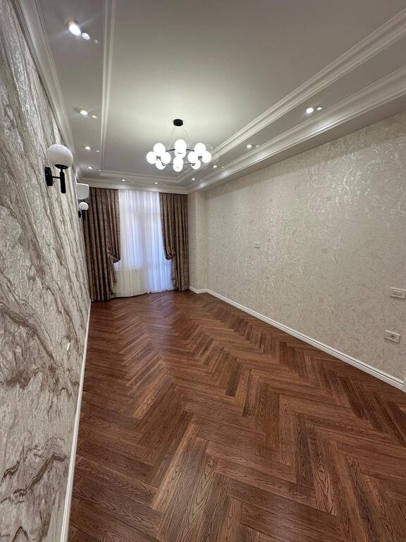 Satılır 2 otaqlı yeni tikili, 108 m², 28 May m.-9