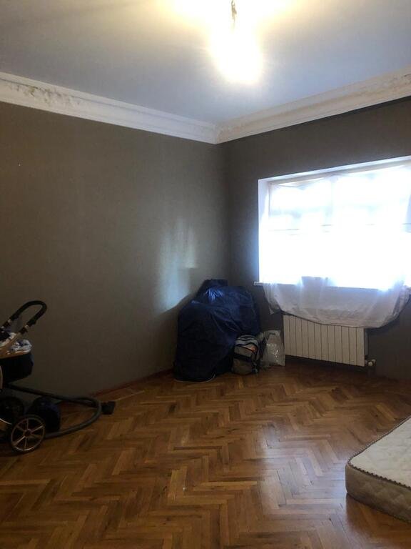 Satılır 4 otaqlı köhnə tikili, 87.3 m², Nəsimi-7