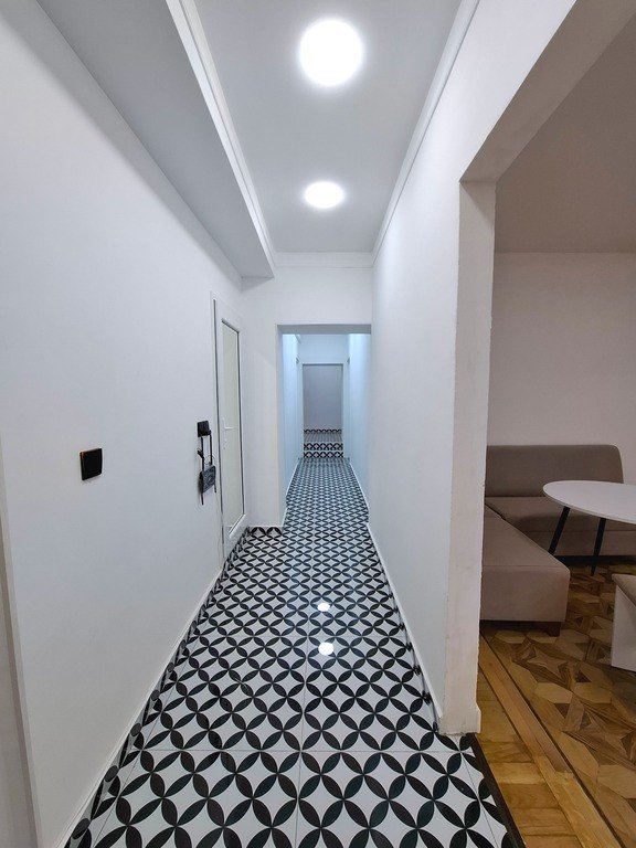 Satılır 3 otaqlı köhnə tikili, 113 m², 28 May m.-19