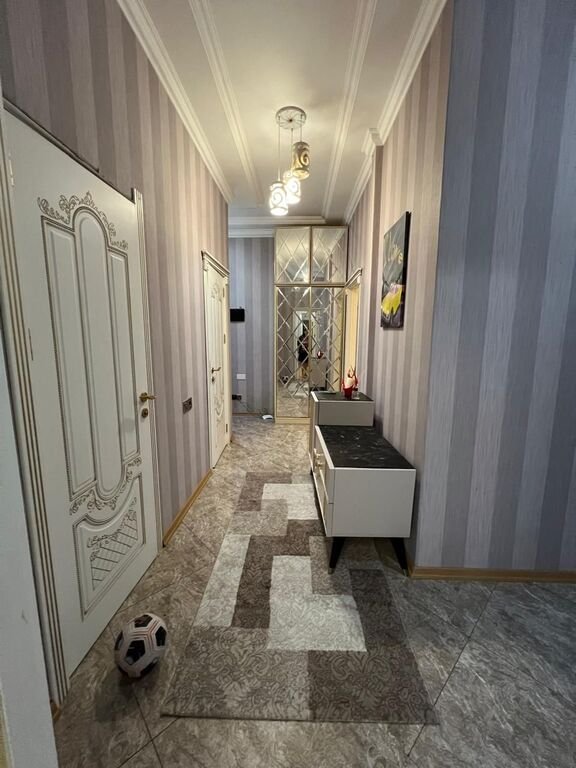 Satılır 3 otaqlı yeni tikili, 100 m², 8 noyabr-11