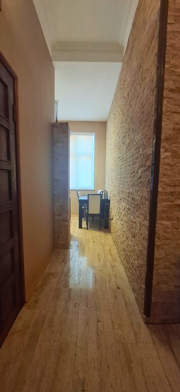 Satılır 2 otaqlı köhnə tikili, 56 m², 28 May m.-7