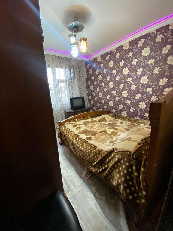 Kirayə verilir 2 otaqlı köhnə tikili, 60 m², Memar Əcəmi m.-6