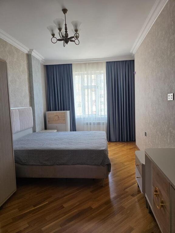 Kirayə verilir 3 otaqlı yeni tikili, 115 m², Xətai m.-4