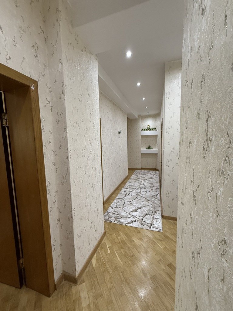 Satılır 3 otaqlı yeni tikili, 130 m², 28 May m.-8